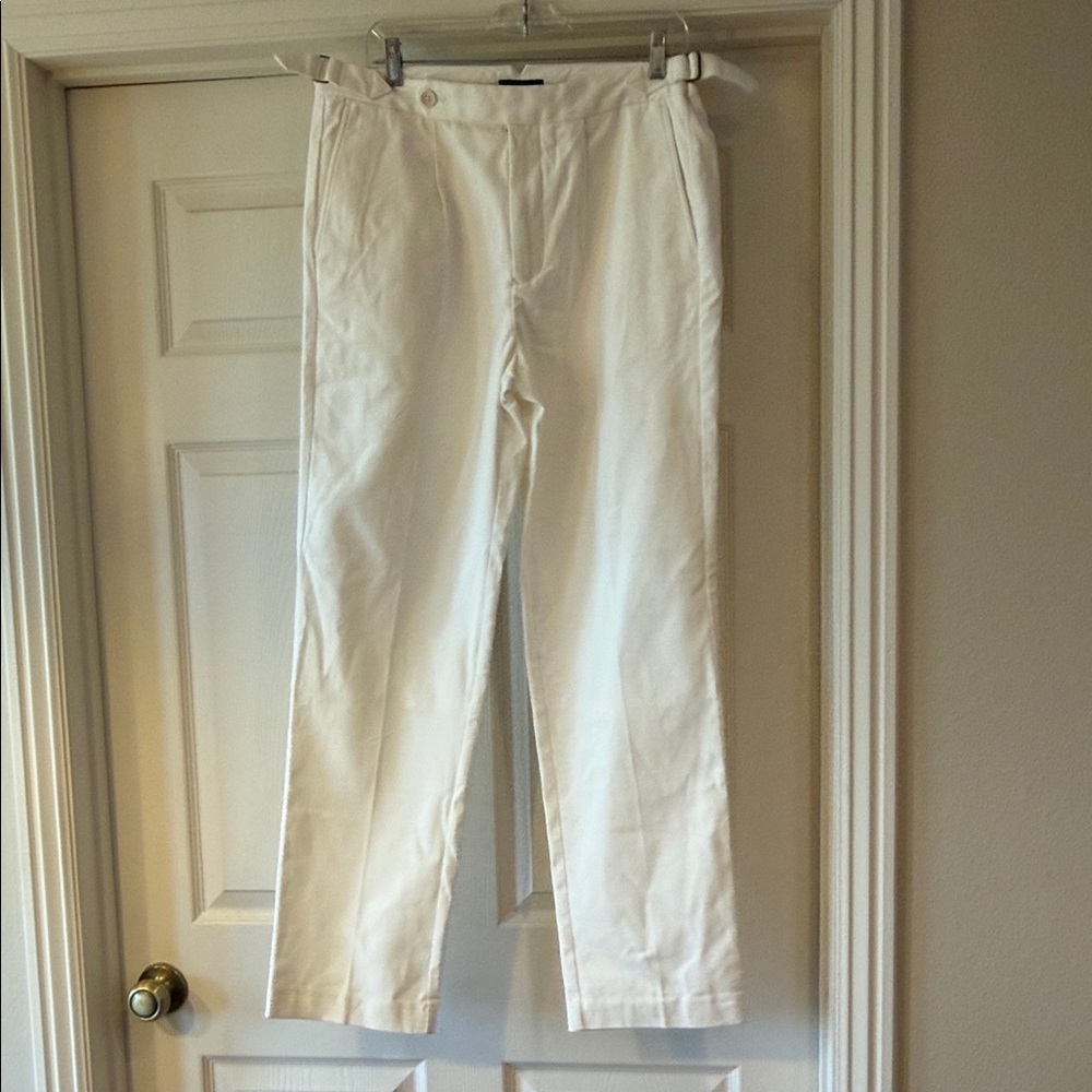 Todd Snyder White Chinos Sz 32/34.  NWOT Box30. SEE PICTURES